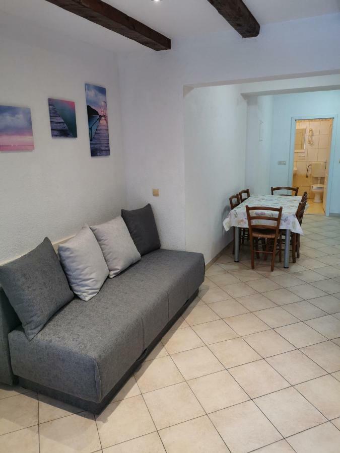 Apartment Tone & Tonica Novalja